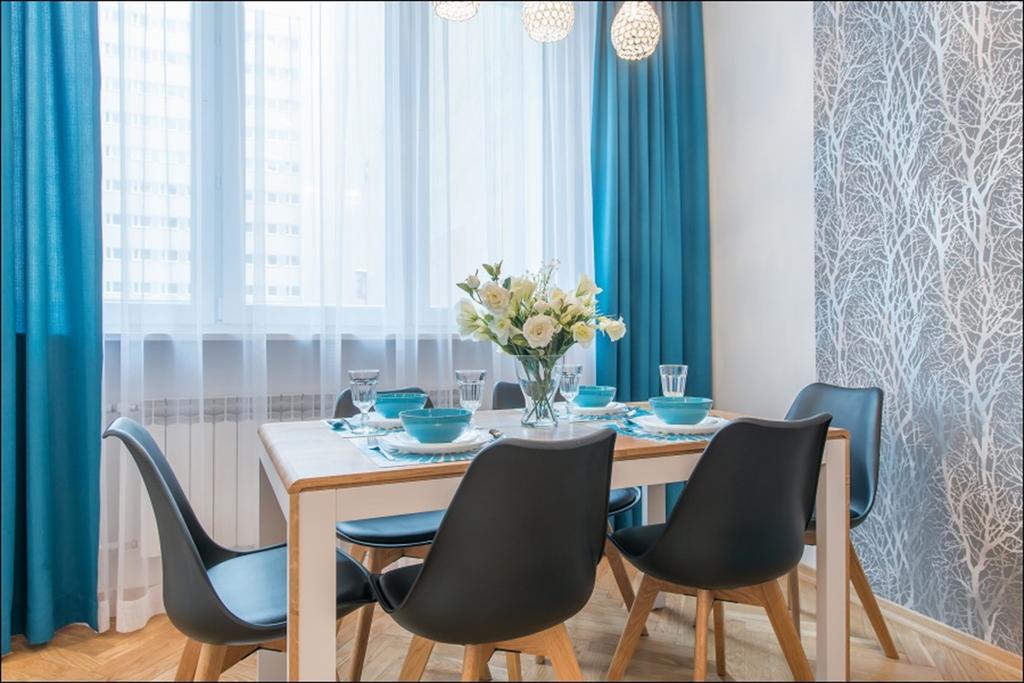 P&O Apartments Metro Centrum Varsovie Extérieur photo