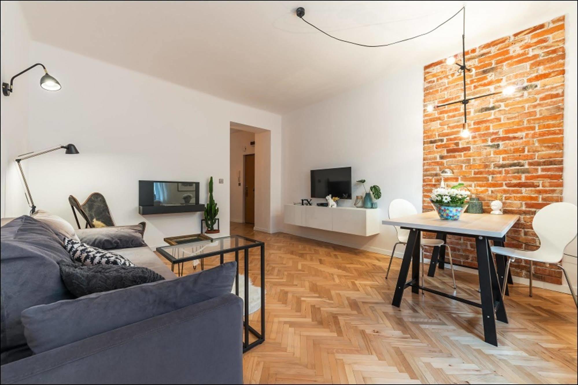 P&O Apartments Metro Centrum Varsovie Extérieur photo