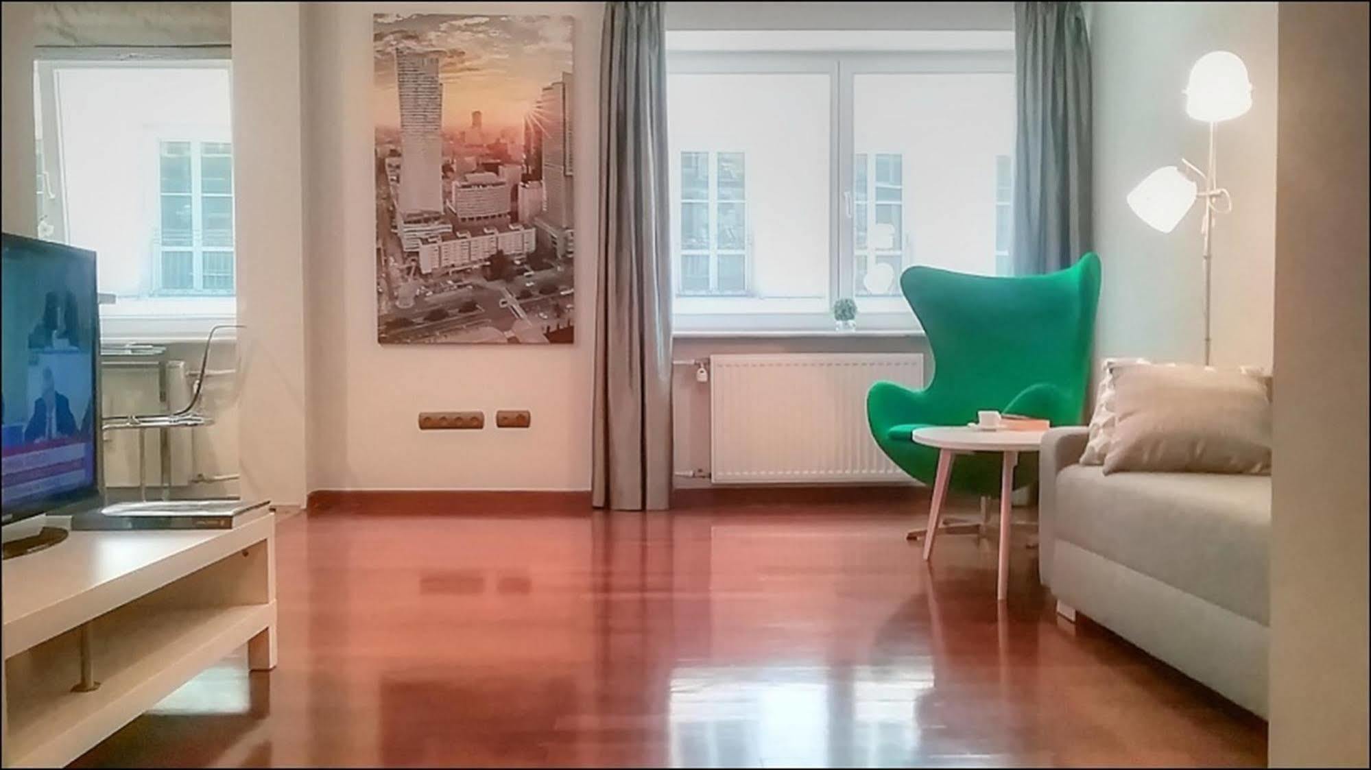 P&O Apartments Metro Centrum Varsovie Extérieur photo